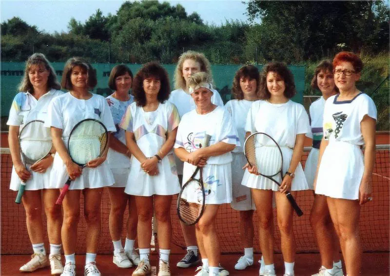 Die Willmeringer Tennisdamen ab 1993